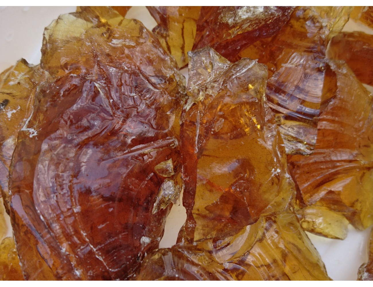 Colophane Colophony pine rosin Flakes High Quality 400 grams gum